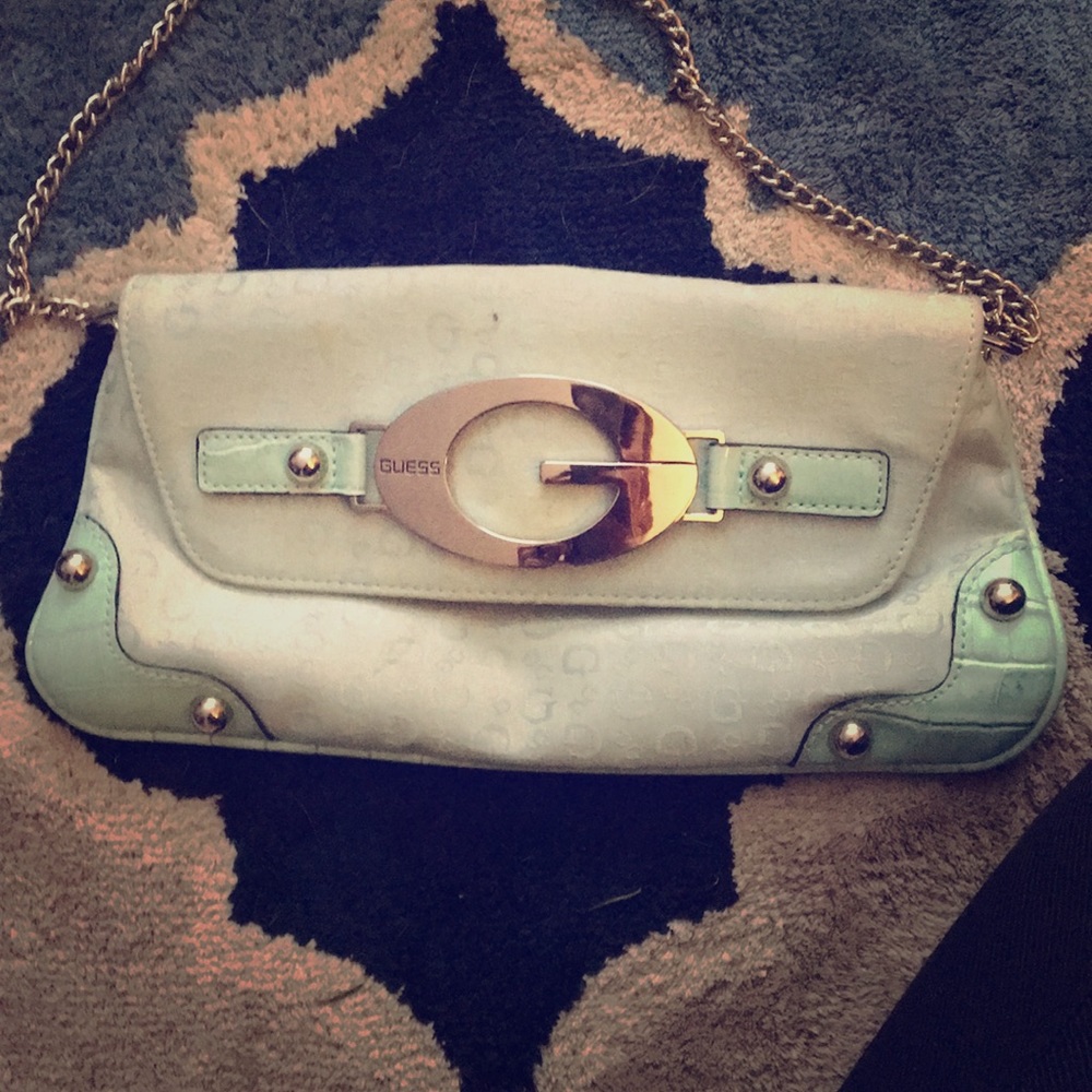 Guess purse